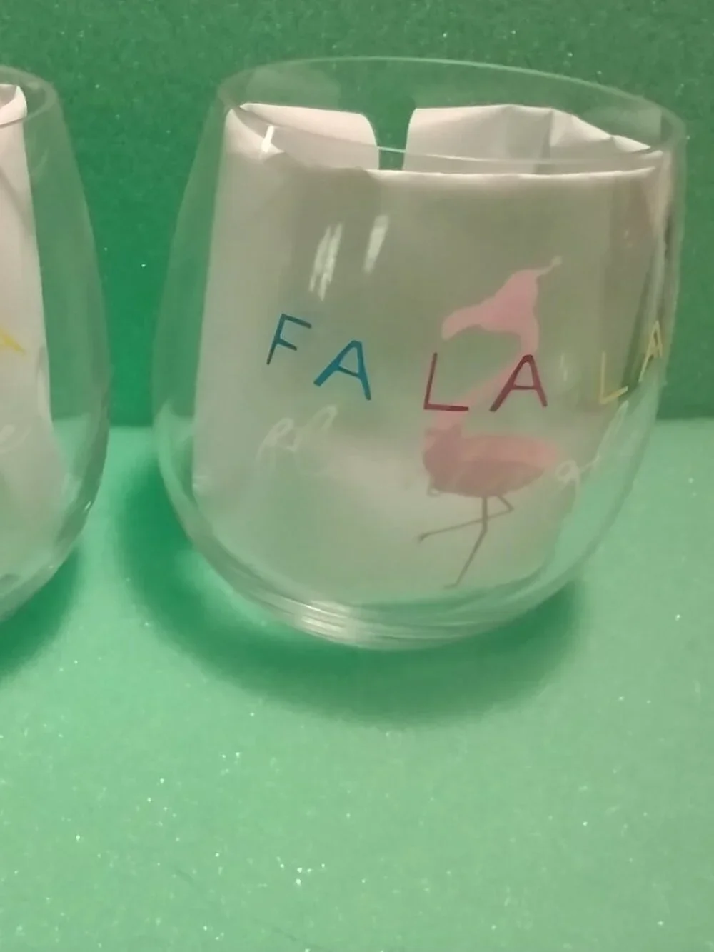 Set Of 2 Stemless Wine Glasses Plastic Christmas Flamingo